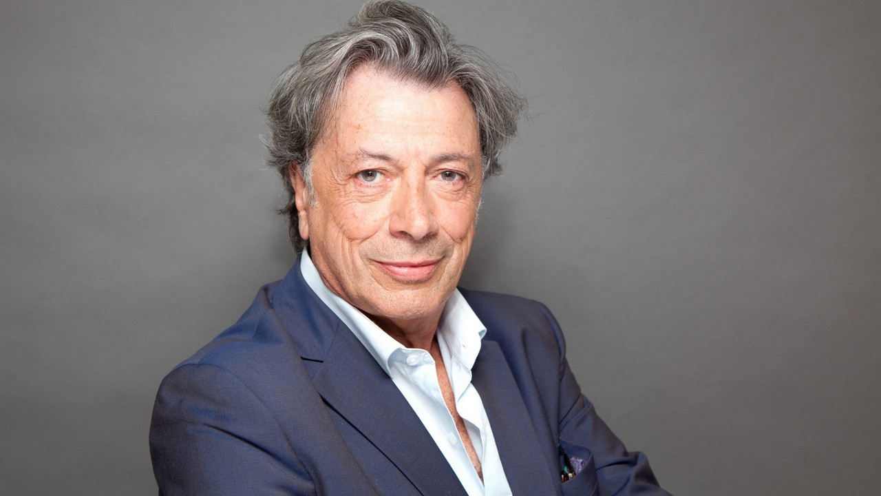 Hervé Vilard dévoile son ultime Best of : "Dernières"